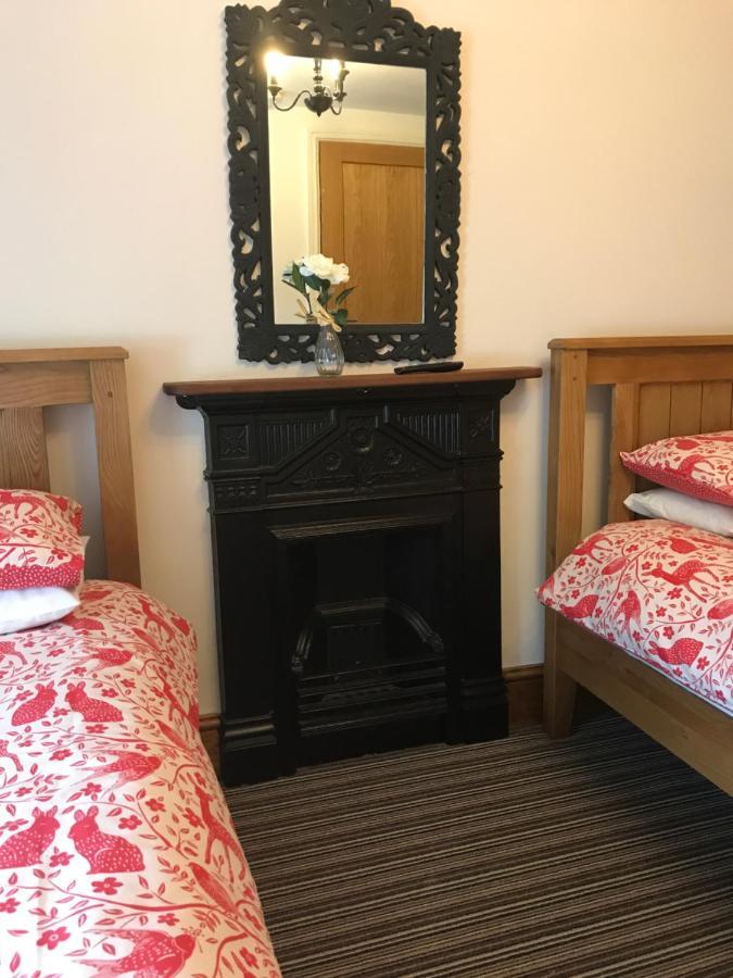 Bed and Breakfast Rheolau Arms Swansea Exterior foto
